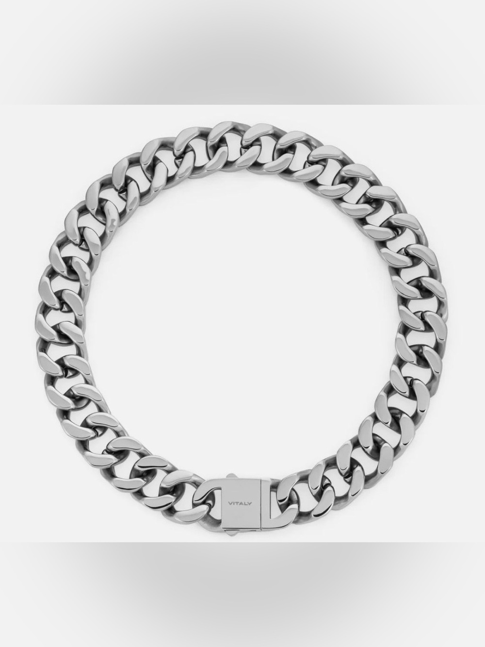 Necklace Riot
-unisex Jewelry . Vitaly